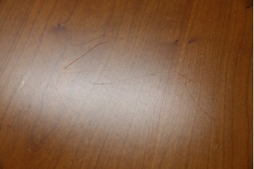 中古　TECTA(テクタ)　チェリー材　M21　モダンでユニークなデザインがお洒落なテーブル　定価約77万円相当　(R-084471)