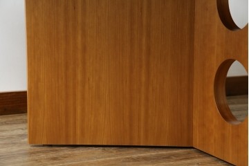 中古　TECTA(テクタ)　チェリー材　M21　モダンでユニークなデザインがお洒落なテーブル　定価約77万円相当　(R-084471)