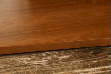 中古　TECTA(テクタ)　チェリー材　M21　モダンでユニークなデザインがお洒落なテーブル　定価約77万円相当　(R-084471)