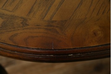 中古　美品　クラッシックデザイン　天板のパーケットリー模様が映えるエクステンションダイニングテーブル　(R-084472)