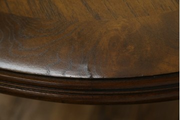 中古　美品　クラッシックデザイン　天板のパーケットリー模様が映えるエクステンションダイニングテーブル　(R-084472)