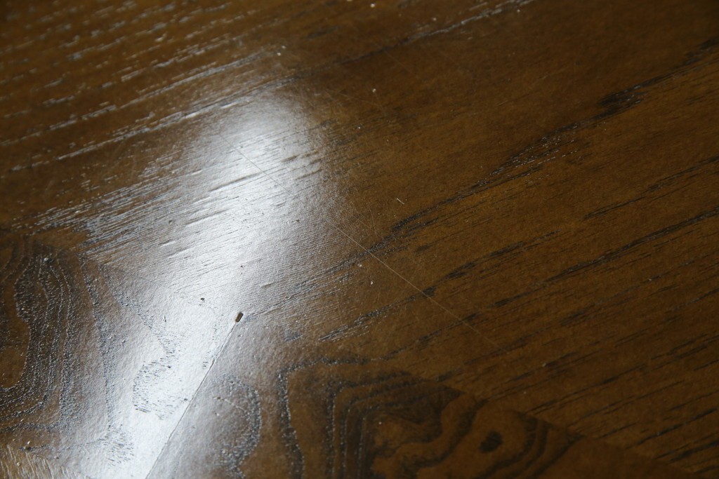 中古　美品　クラッシックデザイン　天板のパーケットリー模様が映えるエクステンションダイニングテーブル　(R-084472)