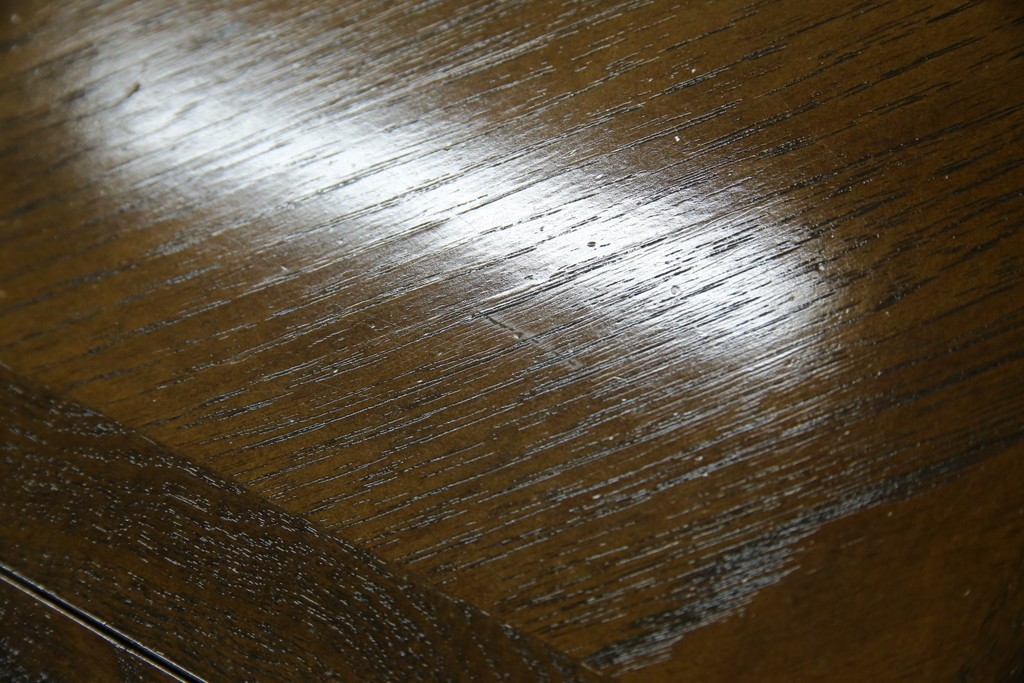 中古　美品　クラッシックデザイン　天板のパーケットリー模様が映えるエクステンションダイニングテーブル　(R-084472)