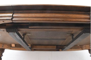 中古　美品　クラッシックデザイン　天板のパーケットリー模様が映えるエクステンションダイニングテーブル　(R-084472)