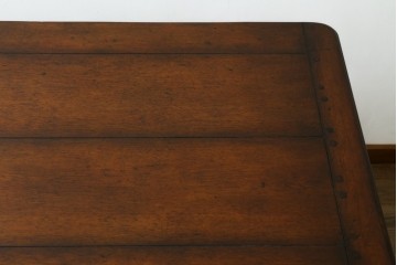 ヨーロッパヴィンテージ　クラシカルな猫脚デザインが魅力のアンティーク調ダイニングテーブル　(R-084473)