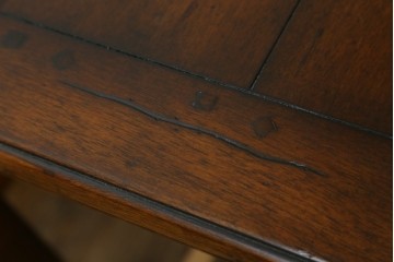 ヨーロッパヴィンテージ　クラシカルな猫脚デザインが魅力のアンティーク調ダイニングテーブル　(R-084473)