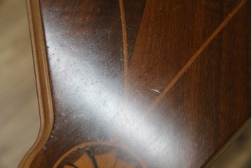 中古　美品　イタリア　象嵌入り天板　クラシカルでエレガントなデザインが素敵なコンソールテーブル　(R-084474)