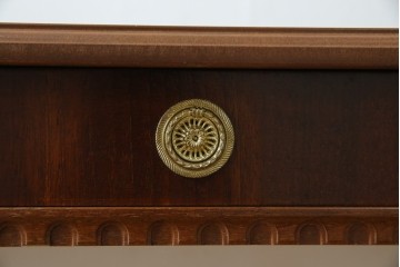 中古　美品　イタリア　象嵌入り天板　クラシカルでエレガントなデザインが素敵なコンソールテーブル　(R-084474)