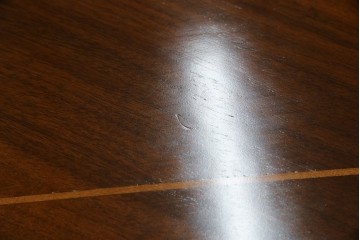 中古　美品　イタリア　象嵌入り天板　クラシカルでエレガントなデザインが素敵なコンソールテーブル　(R-084474)