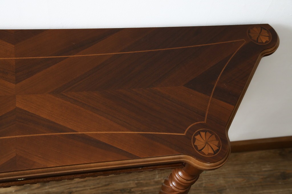 中古　美品　イタリア　象嵌入り天板　クラシカルでエレガントなデザインが素敵なコンソールテーブル　(R-084474)