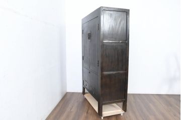 ビンテージ家具　アジアンテイスト　真鍮金具がアクセンのアンティーク調キャビネット(収納棚、戸棚、ヴィンテージ)(R-084476)