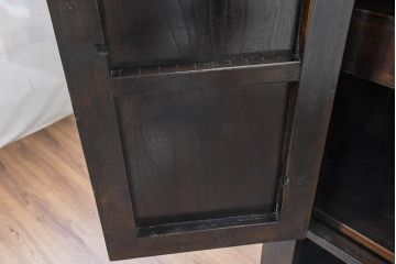 ビンテージ家具　アジアンテイスト　真鍮金具がアクセンのアンティーク調キャビネット(収納棚、戸棚、ヴィンテージ)(R-084476)