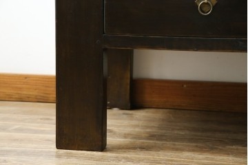 ビンテージ家具　アジアンテイスト　真鍮金具がアクセンのアンティーク調キャビネット　(R-084476)