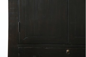 ビンテージ家具　アジアンテイスト　真鍮金具がアクセンのアンティーク調キャビネット　(R-084476)