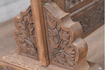 アジアンビンテージ　オリエンタルクラシックデザイン　ペイズリー柄や植物文様の緻密な彫刻が目を惹く衝立て(パーテーション、スクリーン、間仕切り、店舗什器、ヴィンテージ)(R-084477)