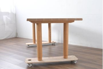 中古　CONDE HOUSE(カンディハウス)　ナラ材　ナチュラルテイストの空間づくりにおすすめ!木の温もりを感じられる無垢材のダイニングテーブル(6人掛け、食卓、作業台)(R-084478)
