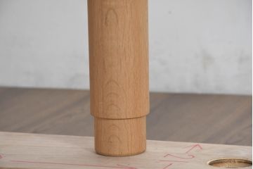 中古　CONDE HOUSE(カンディハウス)　ナラ材　ナチュラルテイストの空間づくりにおすすめ!木の温もりを感じられる無垢材のダイニングテーブル(6人掛け、食卓、作業台)(R-084478)