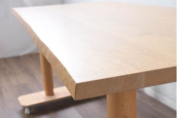 中古　CONDE HOUSE(カンディハウス)　ナラ材　ナチュラルテイストの空間づくりにおすすめ!木の温もりを感じられる無垢材のダイニングテーブル(6人掛け、食卓、作業台)(R-084478)