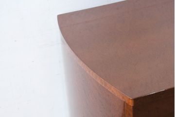 中古　美品　松創(MATSUSO・マツソウ)　特注　バーズアイメイプル　両面使いできる便利なサイドボード(収納棚、戸棚、食器棚、カップボード、ミラーバック、飾り棚、サイドキャビネット、ディスプレイケース、コレクションケース、オープンラック)(定価約100万円)(R-084480)