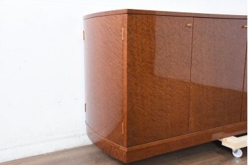 中古　美品　松創(MATSUSO・マツソウ)　特注　バーズアイメイプル　両面使いできる便利なサイドボード(収納棚、戸棚、食器棚、カップボード、サイドキャビネット)(定価約200万円)(R-084481)