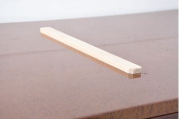 中古　美品　松創(MATSUSO・マツソウ)　特注　バーズアイメイプル　両面使いできる便利なサイドボード(収納棚、戸棚、食器棚、カップボード、サイドキャビネット)(定価約200万円)(R-084481)