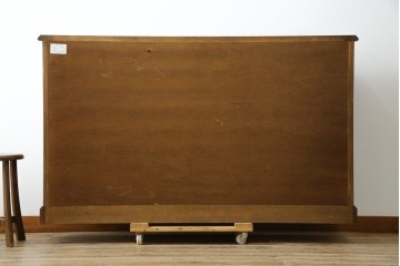 中古　三越家具(現カントリーハウス)　Brugge(ブルージュ)　クラシカルな空間づくりにぴったりなステンドグラス入りサイドボード　(R-084484)