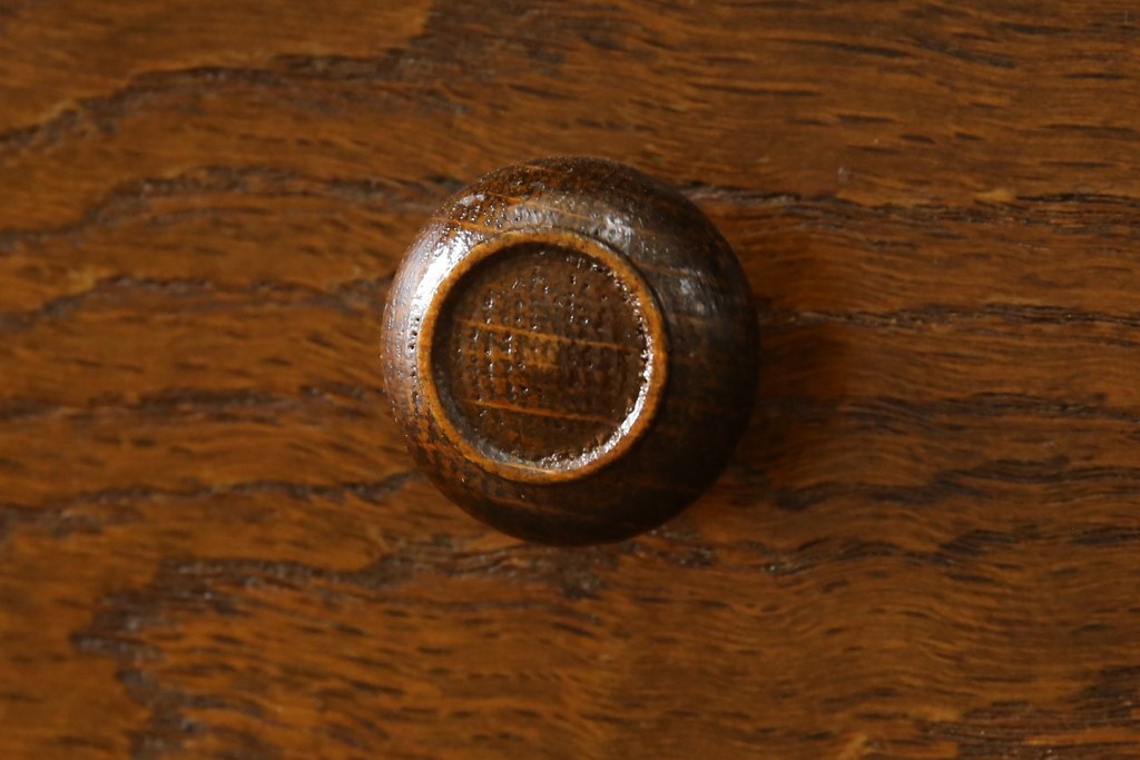 中古　三越家具(現カントリーハウス)　Brugge(ブルージュ)　クラシカルな空間づくりにぴったりなステンドグラス入りサイドボード　(R-084484)