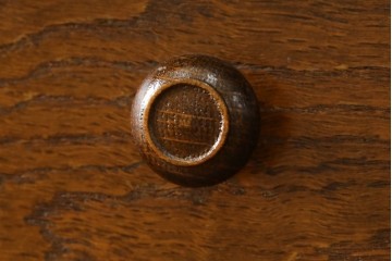 中古　三越家具(現カントリーハウス)　Brugge(ブルージュ)　クラシカルな空間づくりにぴったりなステンドグラス入りサイドボード　(R-084484)