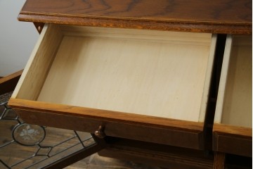 中古　三越家具(現カントリーハウス)　Brugge(ブルージュ)　クラシカルな空間づくりにぴったりなステンドグラス入りサイドボード　(R-084484)