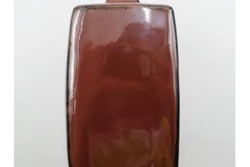 人間国宝　濱田庄司(浜田庄司)　益子焼　柿釉　丸紋　赤絵　高さ 約23cm　空間に格調高い趣を添える扁壷(花瓶、花生、花入、花器、フラワーベース、扁壺、壷、共箱付)(R-084485)