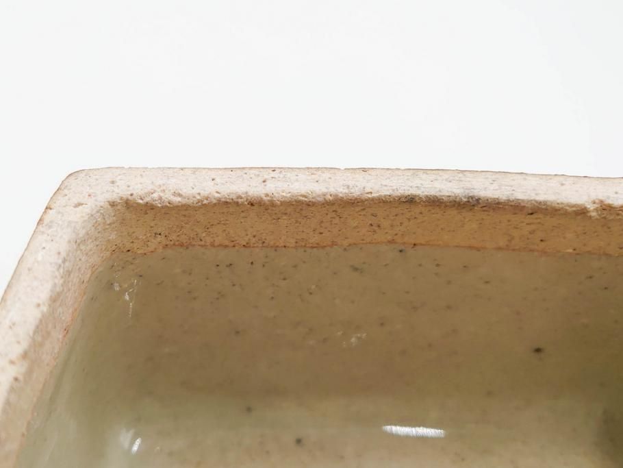 河井寛次郎　鉄釉　河井つね識箱　4.4寸　土のぬくもりと自然な色合いが調和した心安らぐ蓋物(蓋付き器、小物入れ、深鉢、深皿、和食器、陶器、四寸四分)(R-084486)