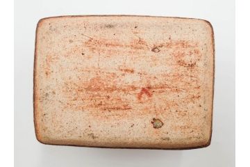 河井寛次郎　鉄釉　河井つね識箱　4.4寸　土のぬくもりと自然な色合いが調和した心安らぐ蓋物(蓋付き器、小物入れ、深鉢、深皿、和食器、陶器、四寸四分)(R-084486)