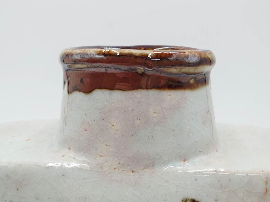 河井寛次郎　草絵　高さ 約22cm　素朴な美しさが魅力の扁壷(扁壺、花瓶、花生、花入、花器、フラワーベース、共箱付)(R-084487)