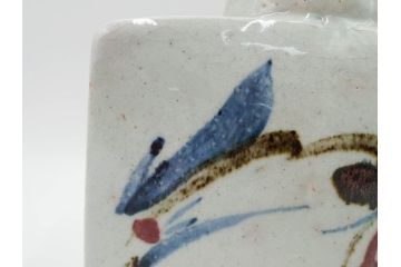 河井寛次郎　草絵　高さ 約22cm　素朴な美しさが魅力の扁壷(扁壺、花瓶、花生、花入、花器、フラワーベース、共箱付)(R-084487)