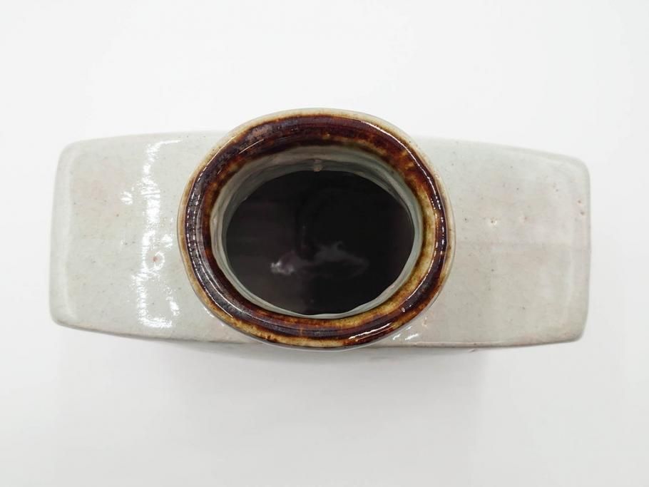 河井寛次郎　草絵　高さ 約22cm　素朴な美しさが魅力の扁壷(扁壺、花瓶、花生、花入、花器、フラワーベース、共箱付)(R-084487)