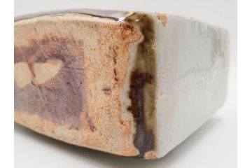 河井寛次郎　草絵　高さ 約22cm　素朴な美しさが魅力の扁壷(扁壺、花瓶、花生、花入、花器、フラワーベース、共箱付)(R-084487)