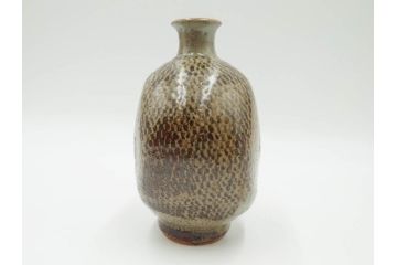 人間国宝　島岡達三　益子焼　象嵌　土の温もりを感じる趣深い徳利(R-084489)