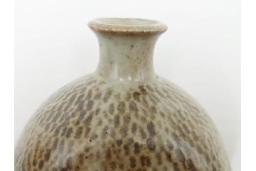 人間国宝　島岡達三　益子焼　象嵌　土の温もりを感じる趣深い徳利(R-084489)
