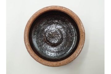 人間国宝　島岡達三　益子焼　象嵌　2.8寸　お部屋に静謐な美しさをもたらす盒子(R-084490)