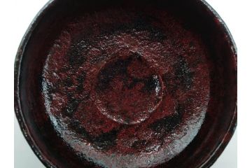 吉村楽入　黒楽　一入写　西湖　約15cm　4.8寸　土の表情が織りなす深い味わいを感じる馬盥茶碗　(R-084491)