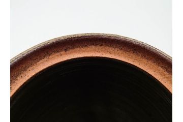 人間国宝　島岡達三　益子焼　刷毛目　梅文　空間に格調高い趣を演出する水指(R-084492)