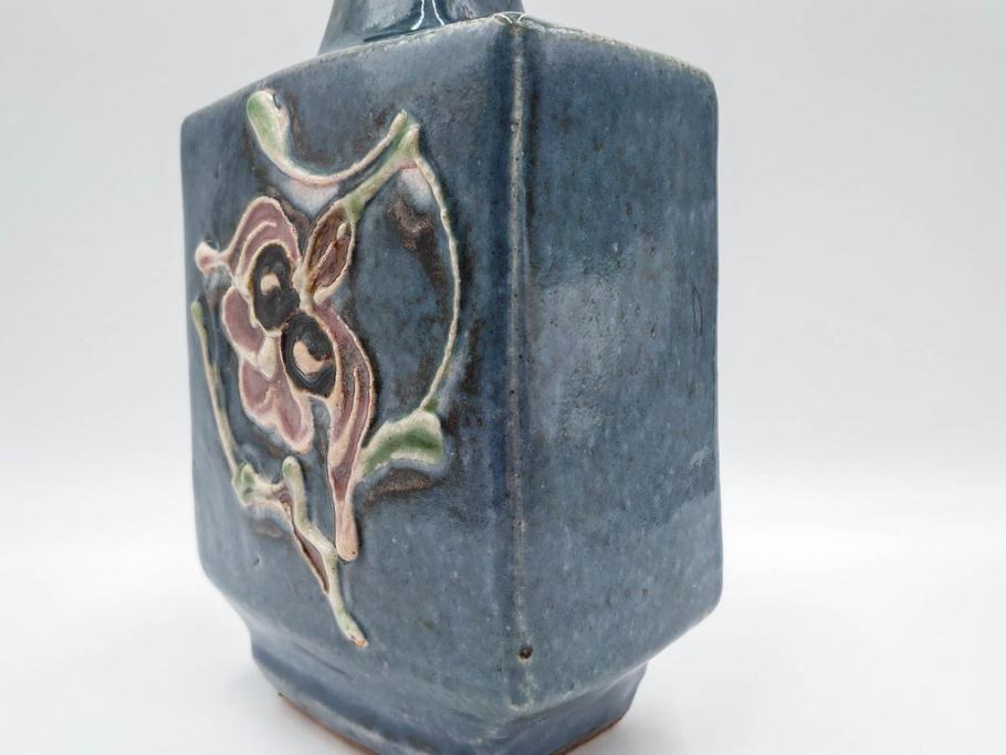 河井寛次郎　呉洲(呉須)　高さ 約24cm　堂々とした存在感と温かみを感じる花扁壷(扁壺、花瓶、花生、花入、花器、フラワーベース、共箱付)(R-084494)