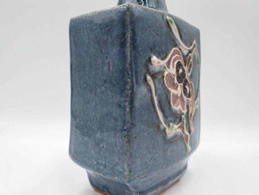 河井寛次郎　呉洲(呉須)　高さ 約24cm　堂々とした存在感と温かみを感じる花扁壷(扁壺、花瓶、花生、花入、花器、フラワーベース、共箱付)(R-084494)