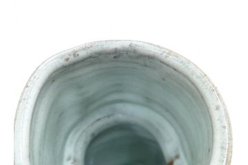 中里重利　朝鮮唐津　高さ 約23cm　力強くも繊細な美しさを放つ花入(耳付、花瓶、花生、花器、共箱付)(R-084495)