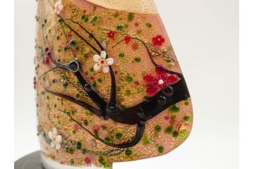 黒木国昭　金彩象嵌　光琳　着物　ガラス　高さ 約31cm　華やかで可愛らしい置物　(R-084497)