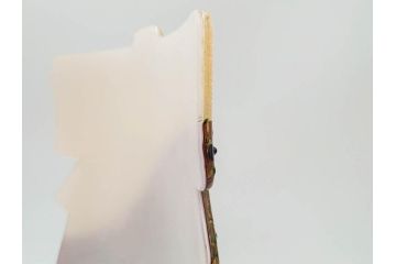 黒木国昭　金彩象嵌　光琳　着物　ガラス　高さ 約31cm　華やかで可愛らしい置物　(R-084497)