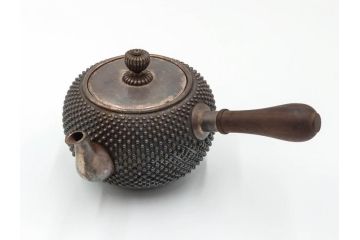 純銀　玉霰　重量 約216g　匠の技が光る急須(銀瓶、横手、煎茶、水注、茶道具、茶器、水差、水指)(R-084504)