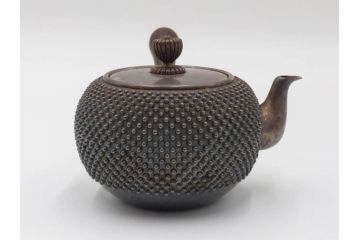 純銀　玉霰　重量 約216g　匠の技が光る急須(銀瓶、横手、煎茶、水注、茶道具、茶器、水差、水指)(R-084504)