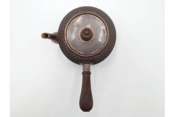 純銀　玉霰　重量 約216g　匠の技が光る急須(銀瓶、横手、煎茶、水注、茶道具、茶器、水差、水指)(R-084504)