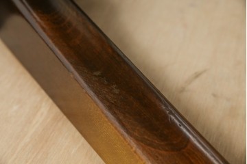 中古　飛騨産業　穂高シリーズ　キツツキマーク　洗練された佇まいが魅力的な丸テーブル　(R-084508)